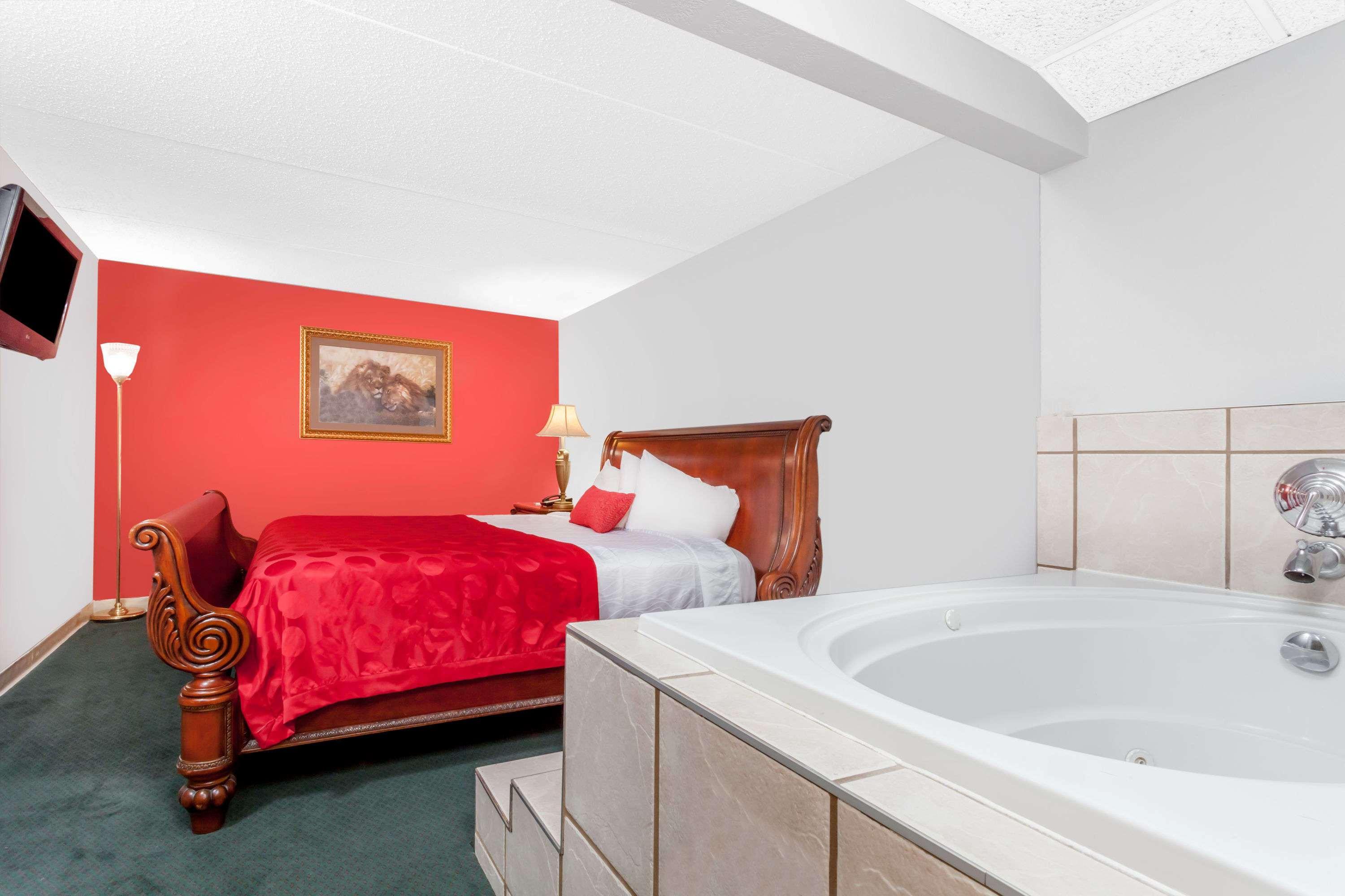 Ramada By Wyndham Henderson/Evansville Экстерьер фото