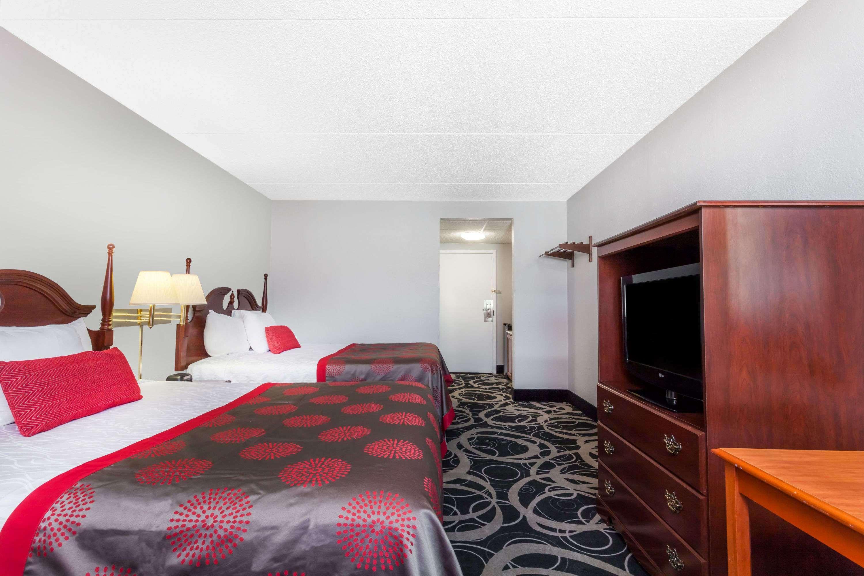 Ramada By Wyndham Henderson/Evansville Экстерьер фото