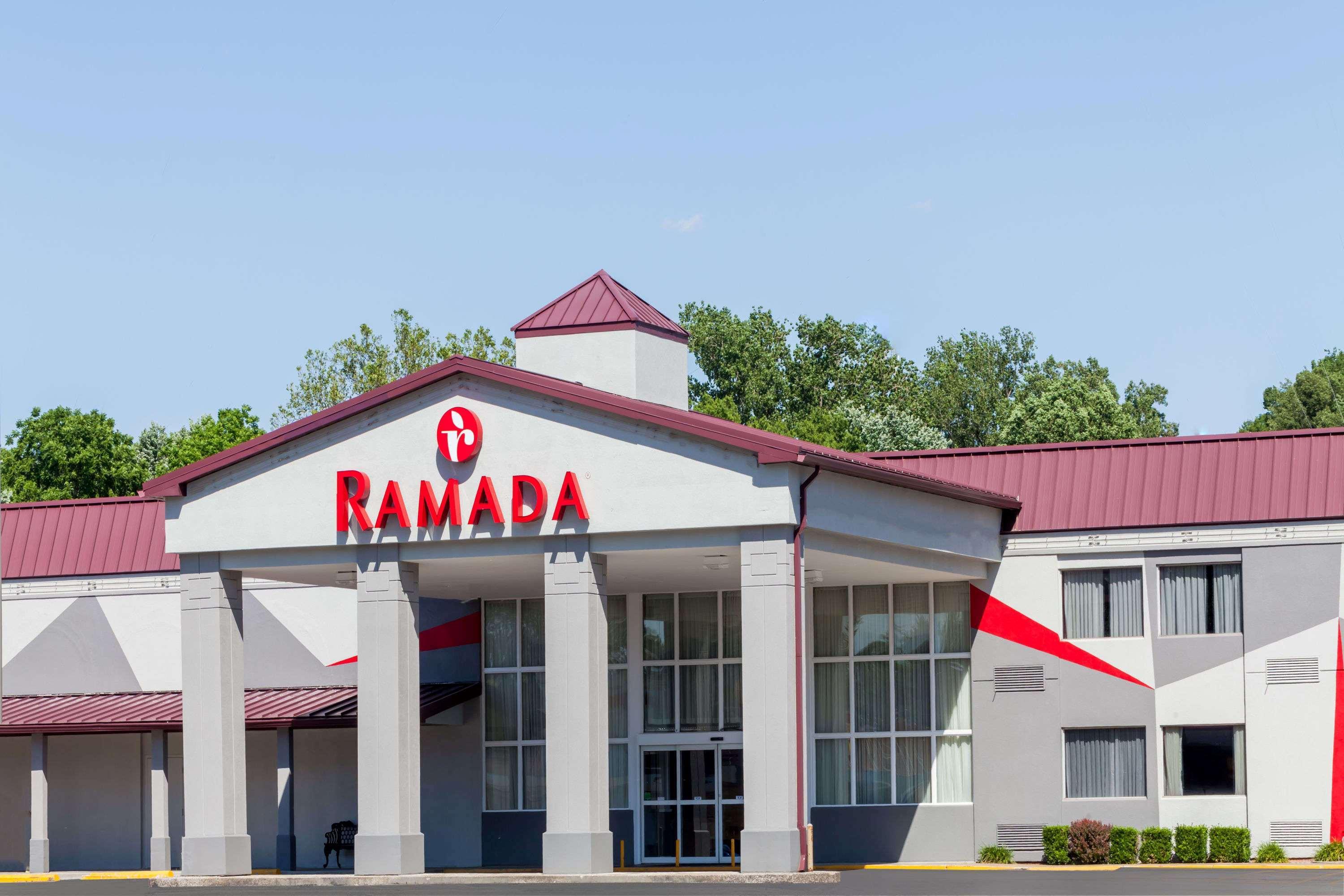 Ramada By Wyndham Henderson/Evansville Экстерьер фото