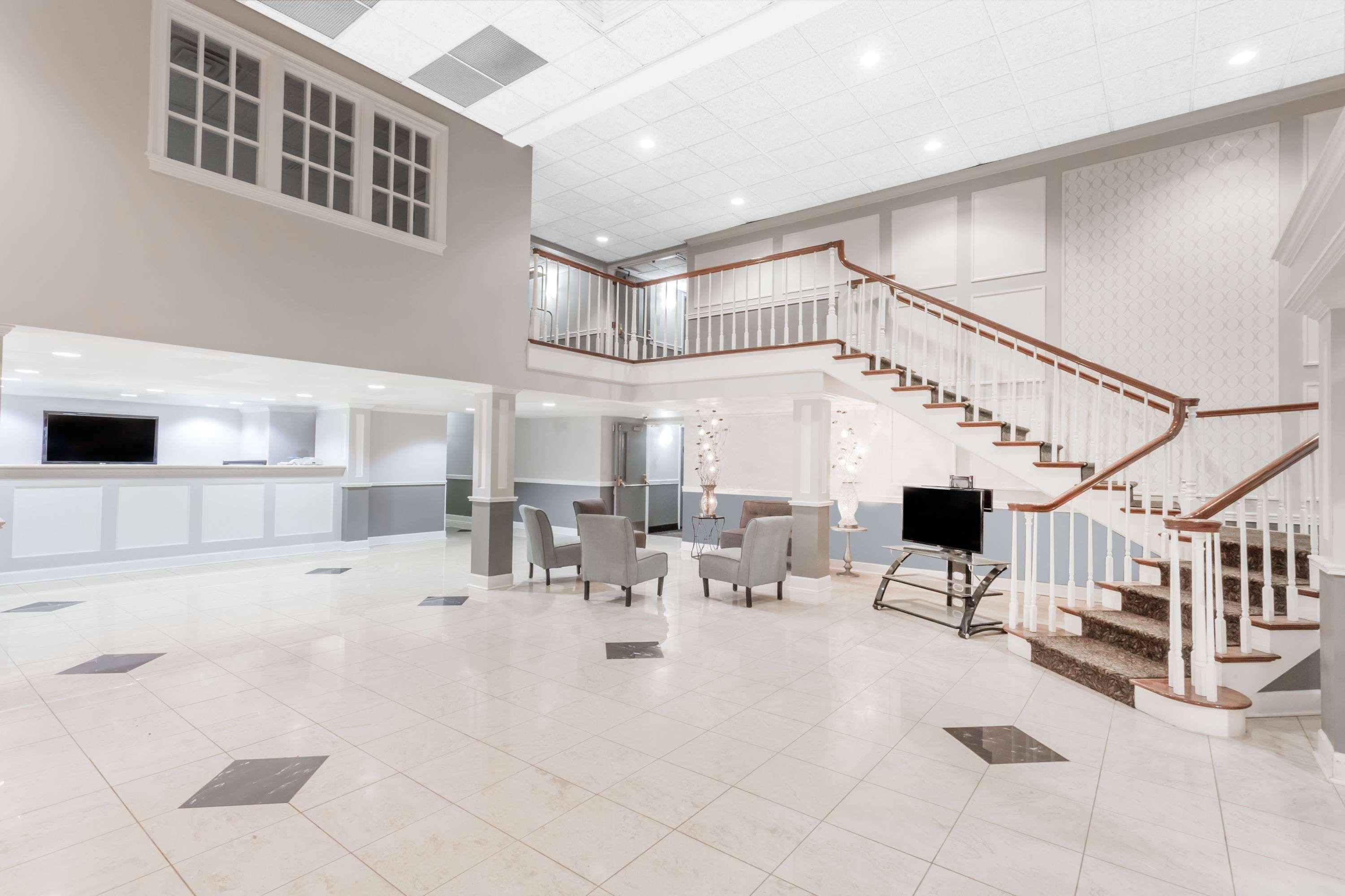 Ramada By Wyndham Henderson/Evansville Экстерьер фото
